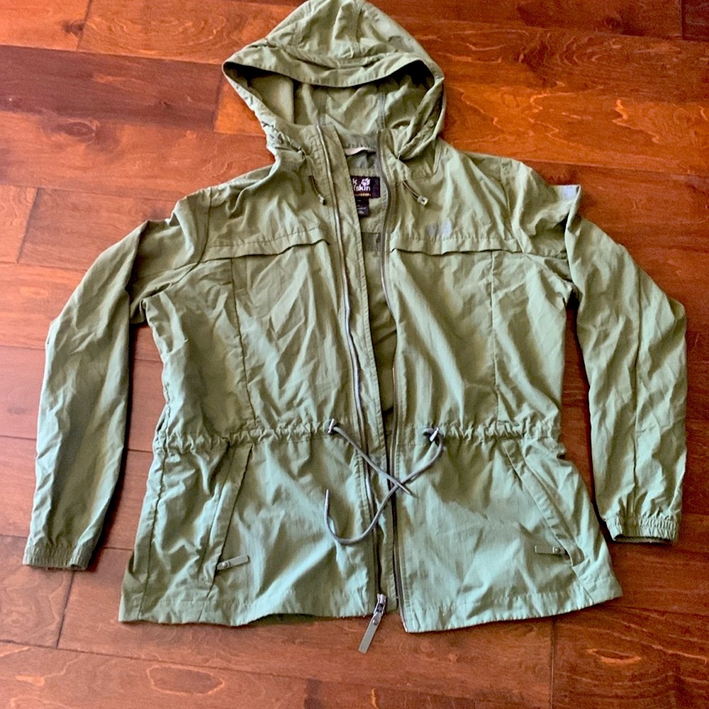 Jacket/Windbreaker w/Hoodie, Full Zip, 2 Front Pockets & Backpack Pocket-Olive